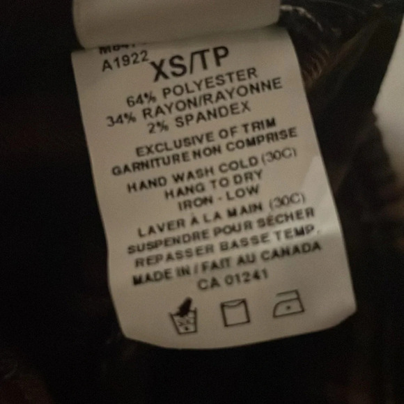 🌸Twik Woman’s Plaid Capri Pants - Size XS 🌷 - Picture 9 of 12